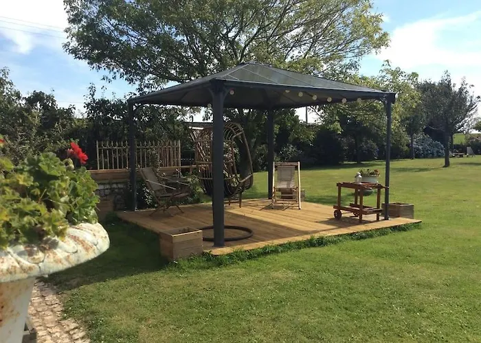 La Campagne A La - Proche D'etretat Bed & Breakfast 4*